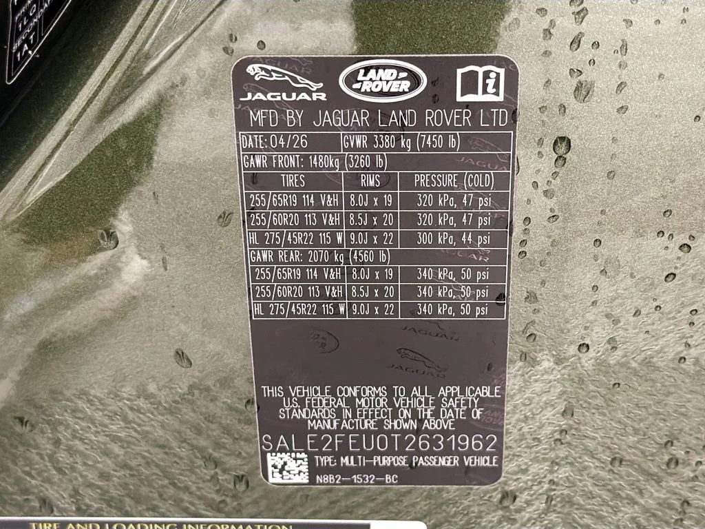 New 2026 Woolstone Green Land Rover X-Dynamic SE image 34