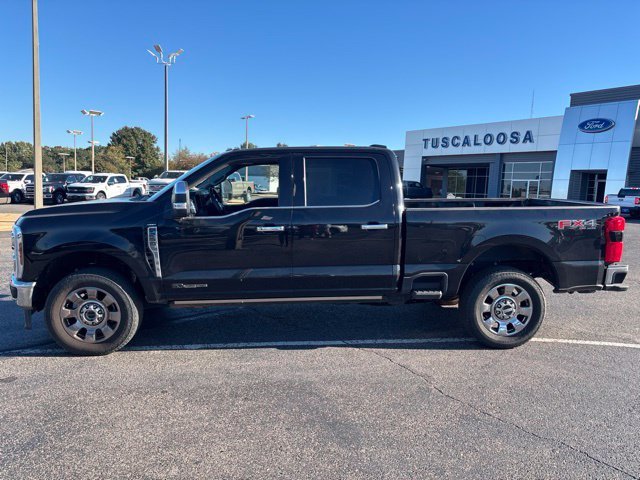 Used 2025 Black Ford Lariat image 5