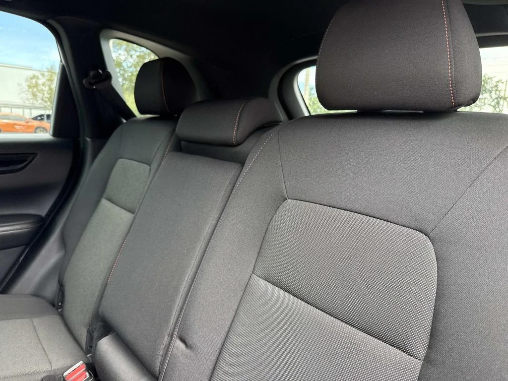 Used 2024  Honda Sport image 14