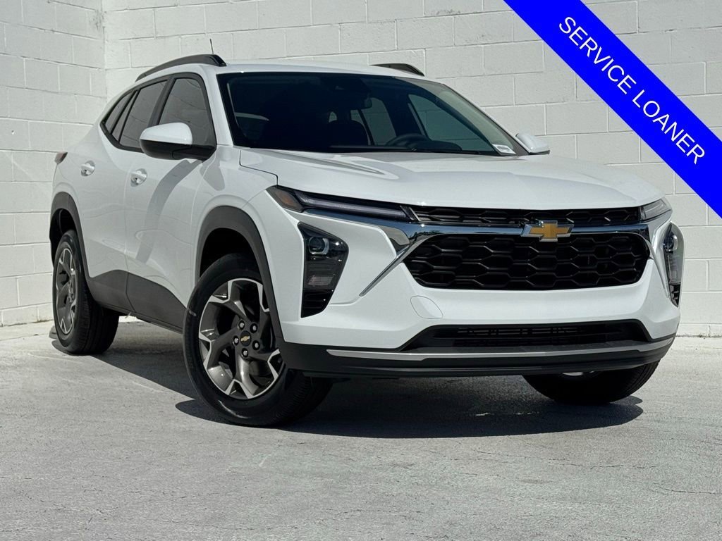 Summit White 2026 Chevrolet Trax LT FWD SUV / Crossover Front-Wheel Drive