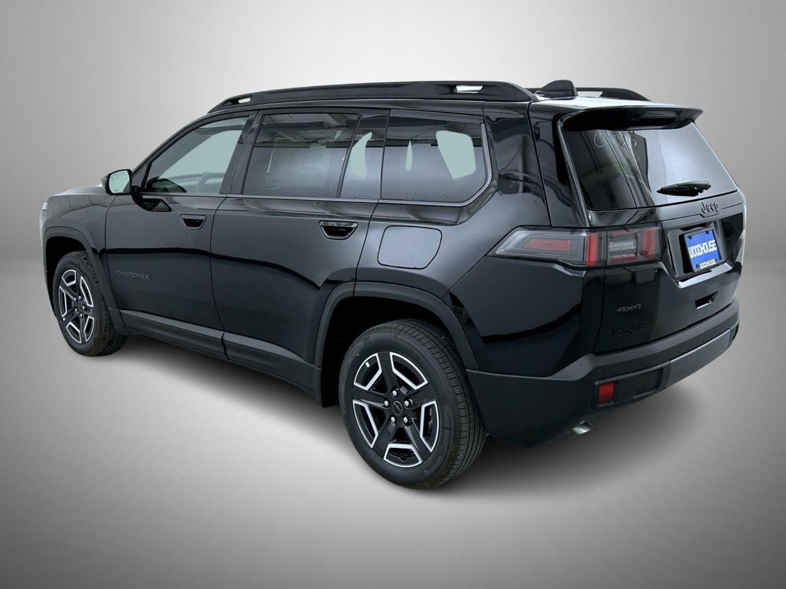 New 2026 Diamond Black Crystal Pearl-Coat Exterior Paint Jeep Laredo image 7