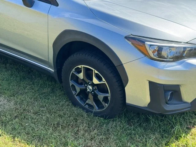 Used 2018 Silver Subaru 2.0i Premium image 9
