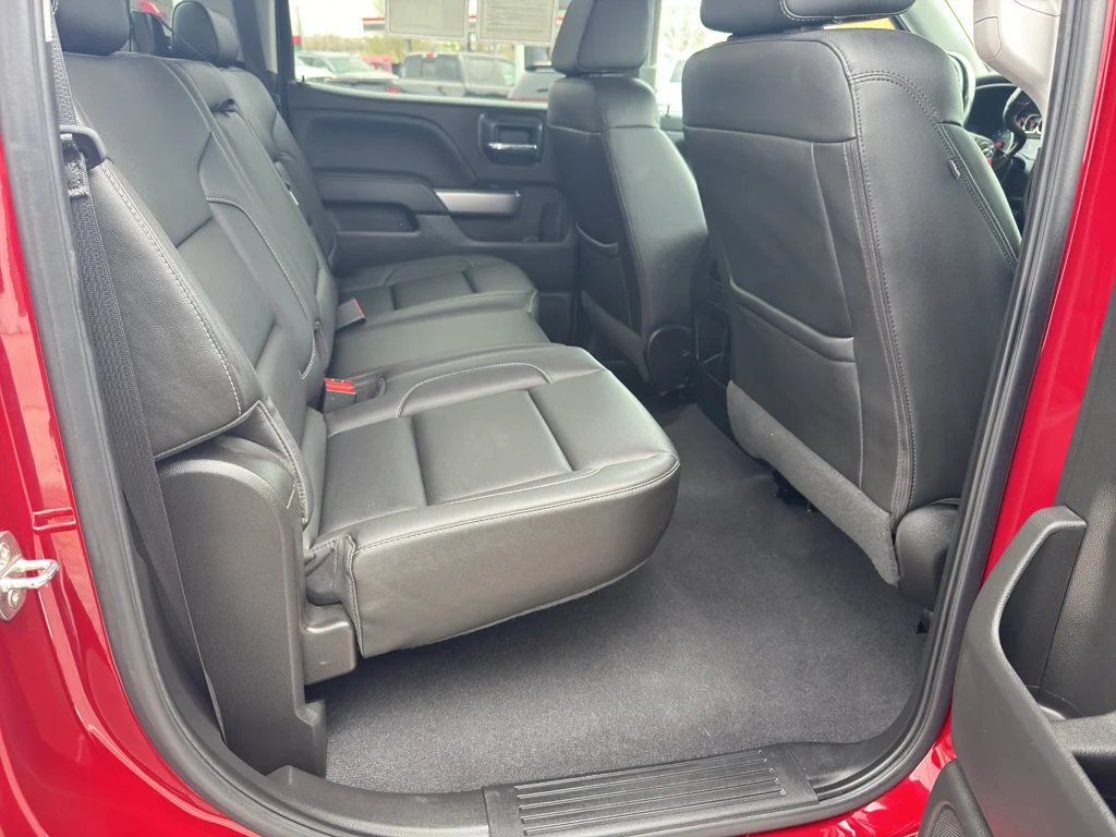 Used 2018 Cajun Red Tintcoat Chevrolet LTZ image 12