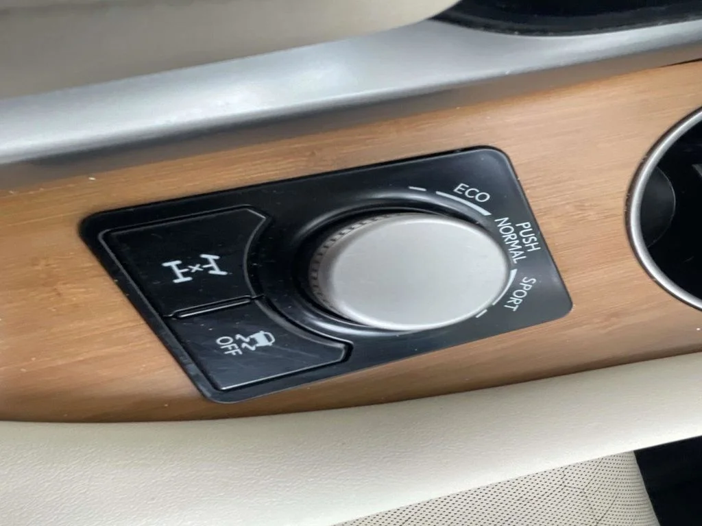 Used 2019 Beige Lexus 350 image 23