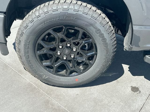 New 2026 Carbonized Gray Metallic Ford XLT image 63