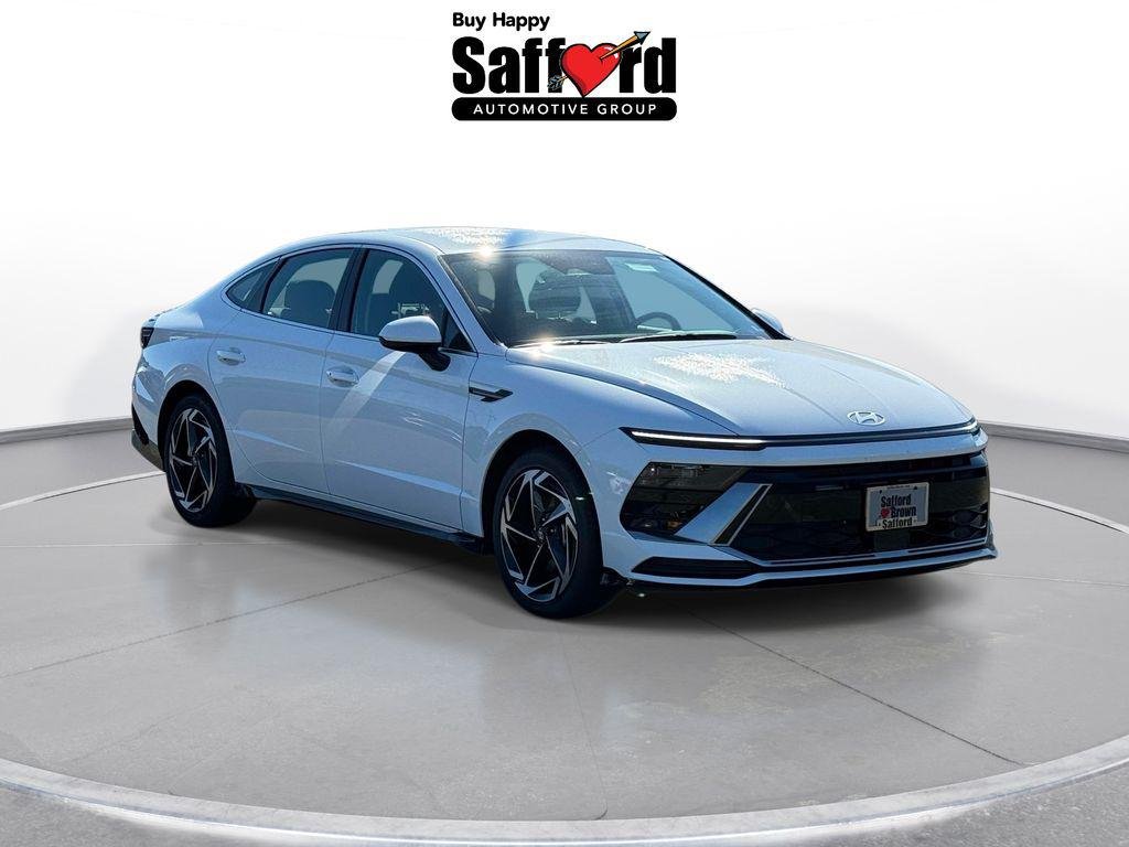 New 2026 Serenity White Hyundai SEL Sport image 9