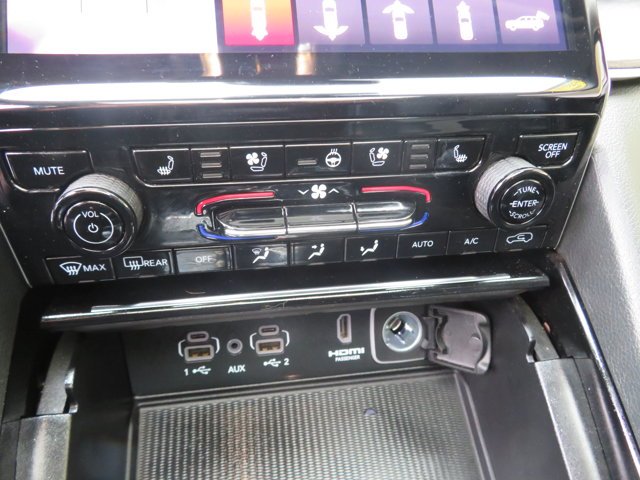 Used 2023 Baltic Gray Metallic Clearcoat Jeep  image 26