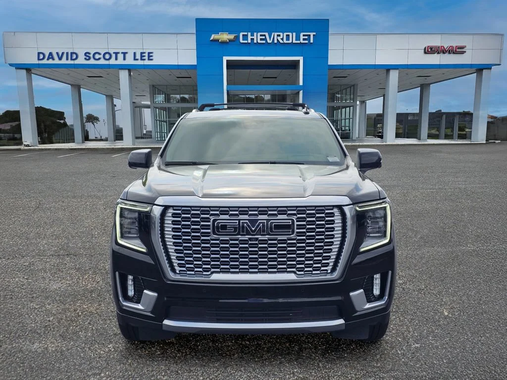 Used 2023 Onyx Black GMC Denali image 2