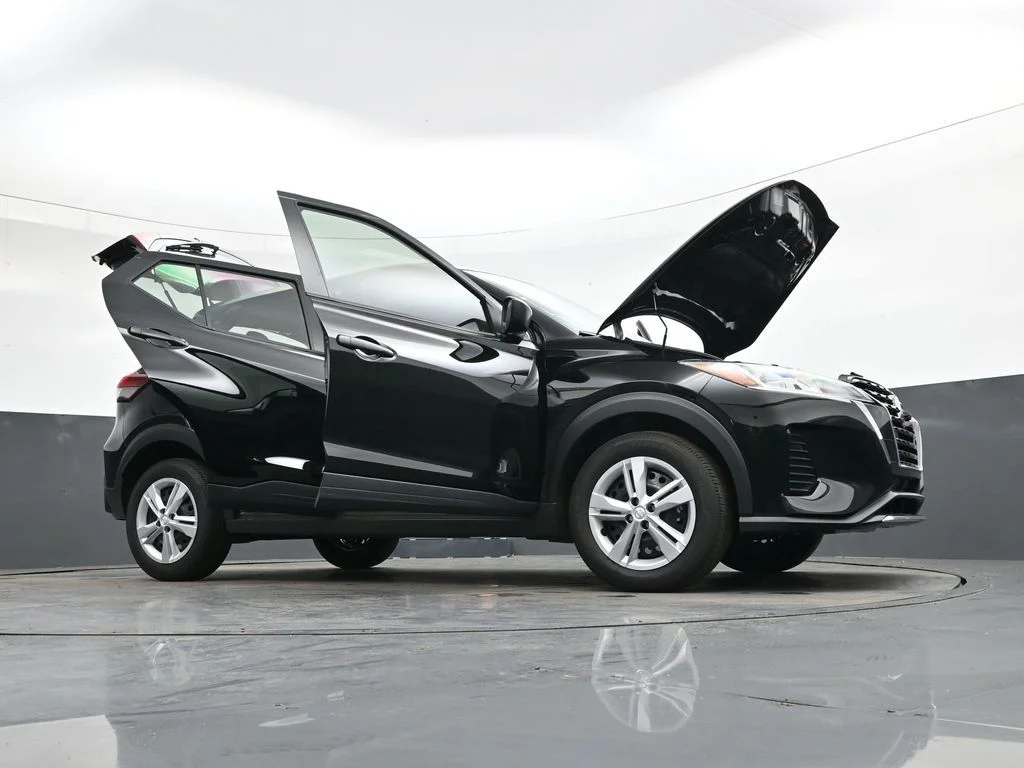 Used 2025 Black Nissan S image 48