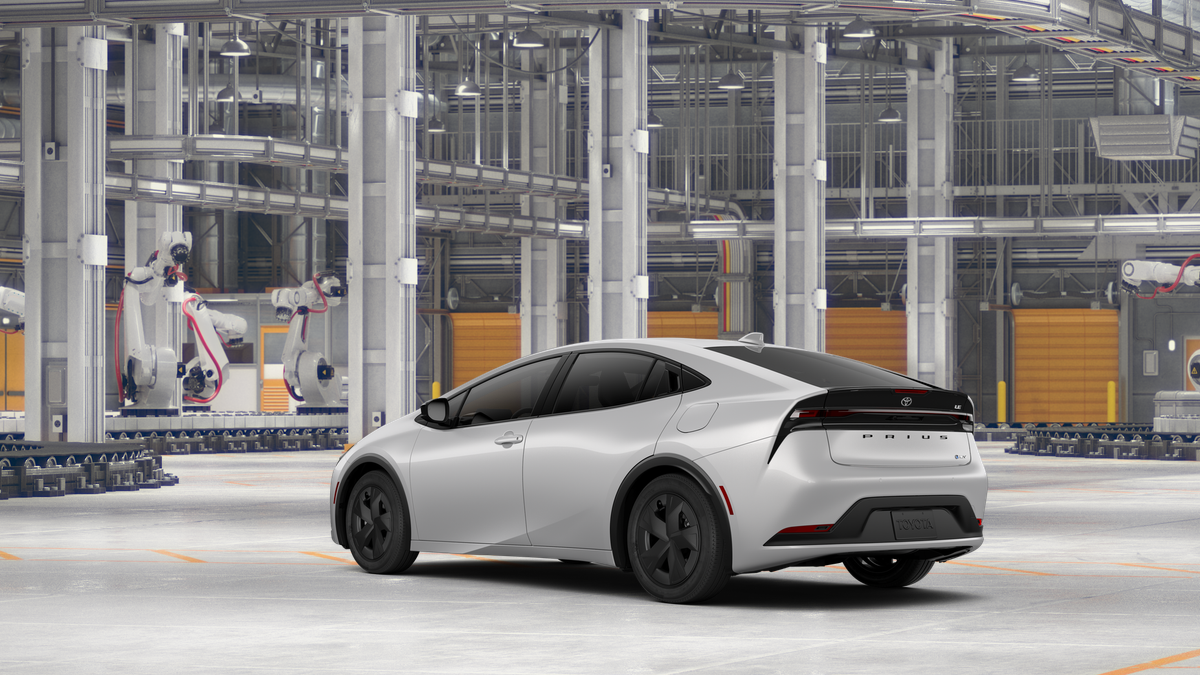 New 2027 Cutting Edge Toyota LE image 6