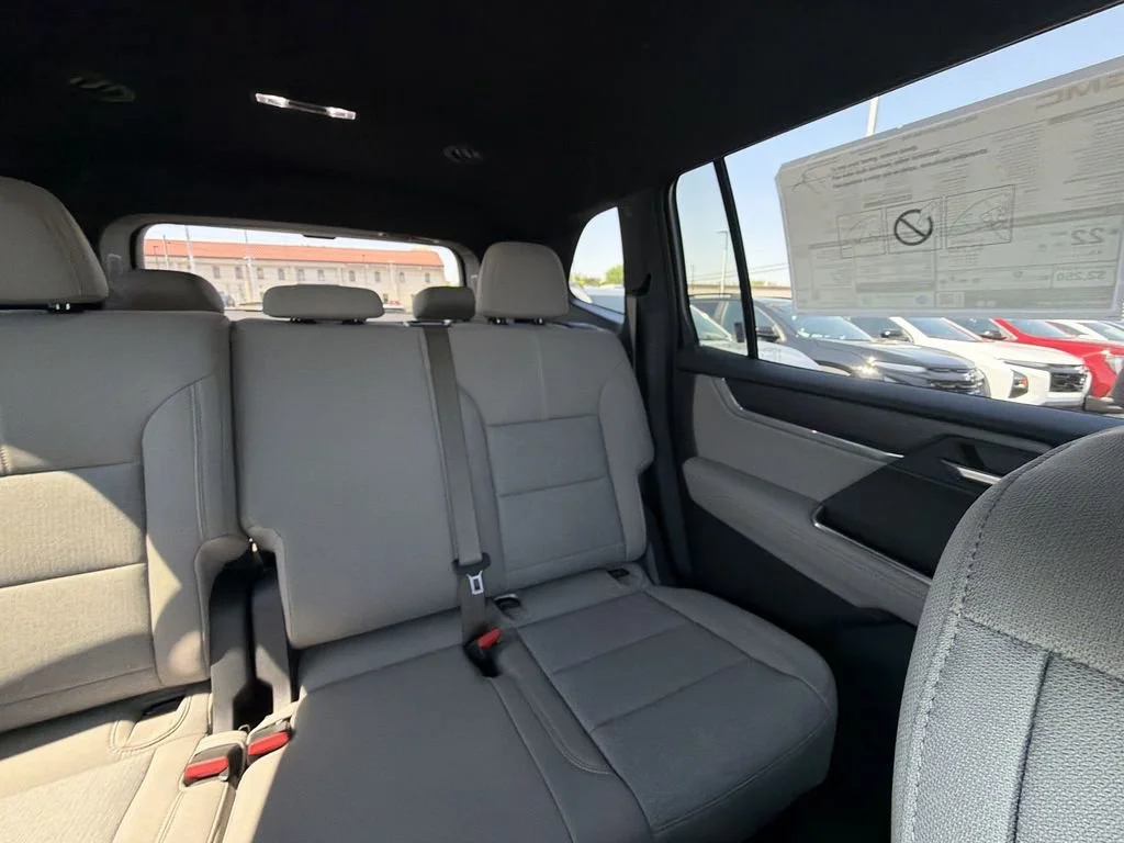 New 2026 Sterling Metallic GMC Elevation image 14