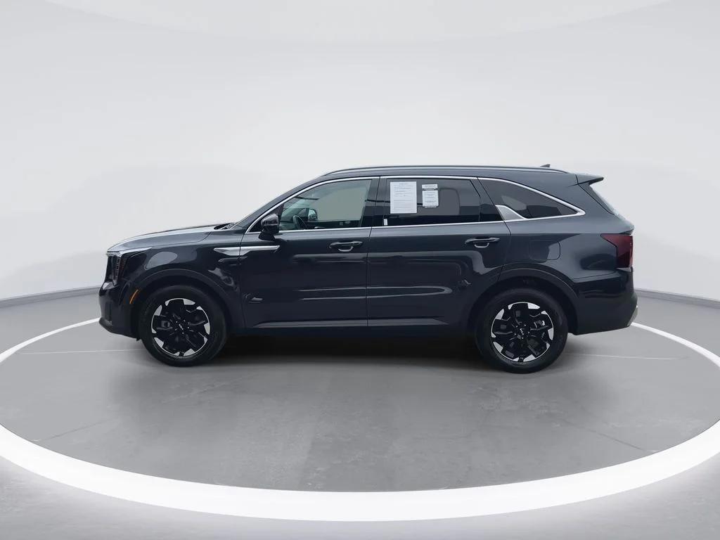 Used 2025 Gray Kia S image 5