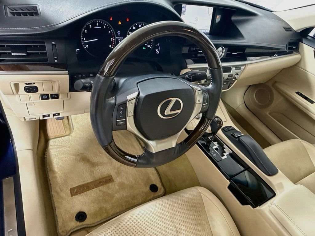 Used 2014 Deep Sea Mica Lexus Base image 9