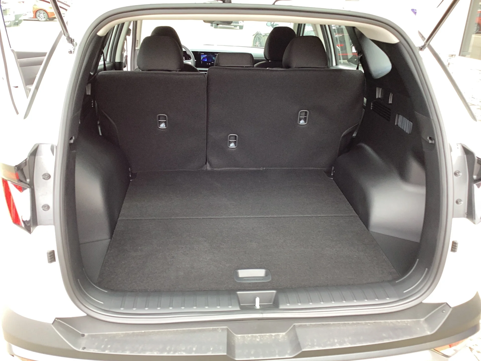 New 2026 Serenity White Pearl Hyundai SE image 11