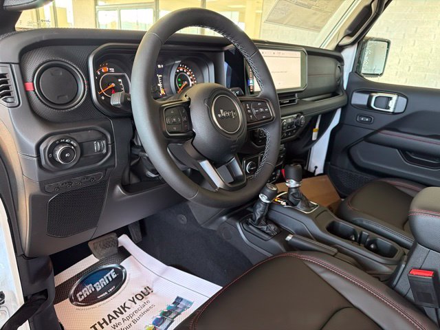 New 2027 Bright White Clearcoat Jeep Rubicon image 23