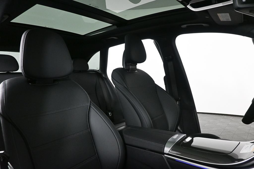 New 2026 Black Mercedes-Benz GLC 300 image 21