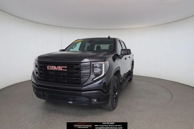 Used 2024 Silver GMC Elevation image 1