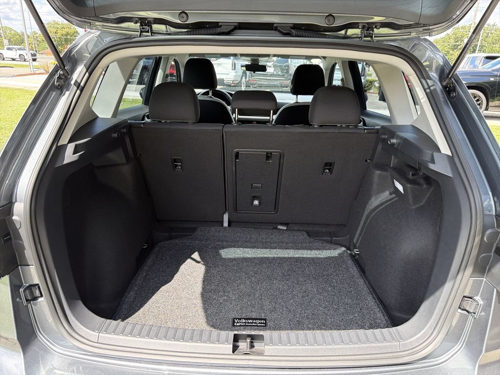 2025 Volkswagen Taos S - Photo 12