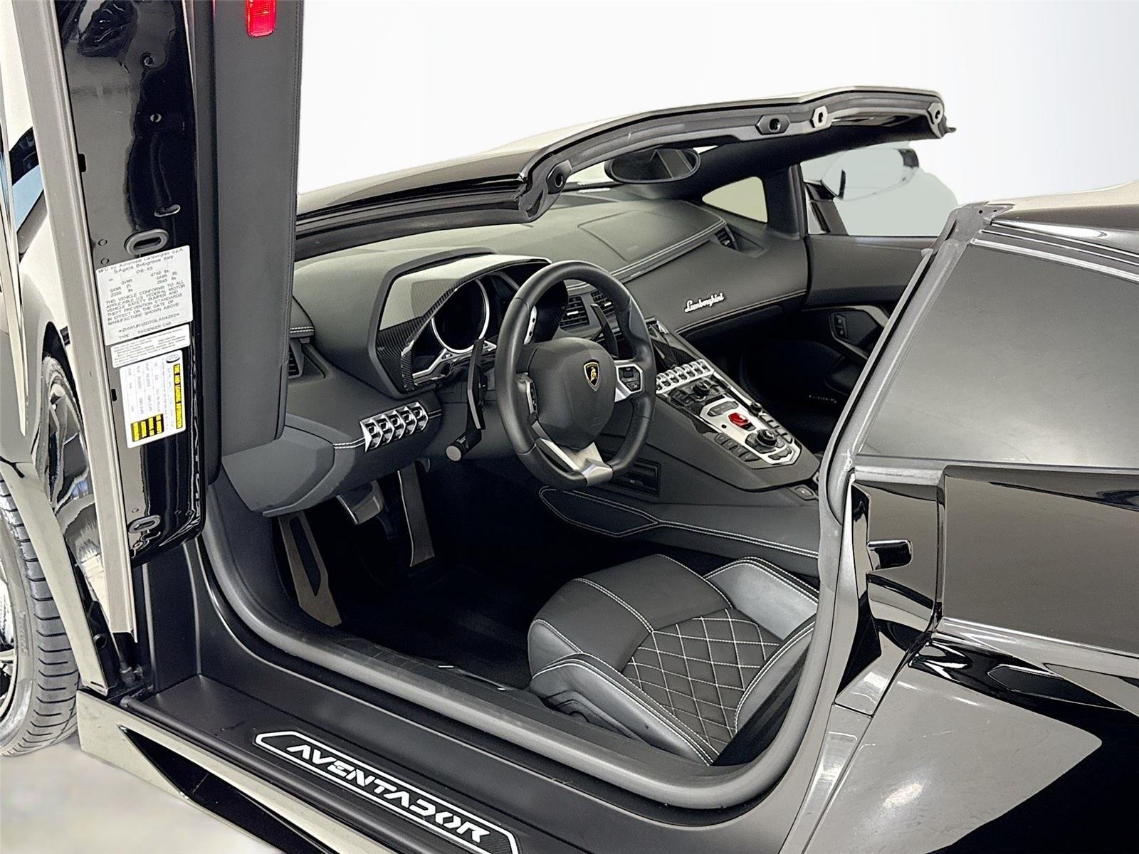 Used 2016 Nero Aldebaran Lamborghini LP 700-4 | Vorsteiner Carbon Wing | Carbon Interior image 12