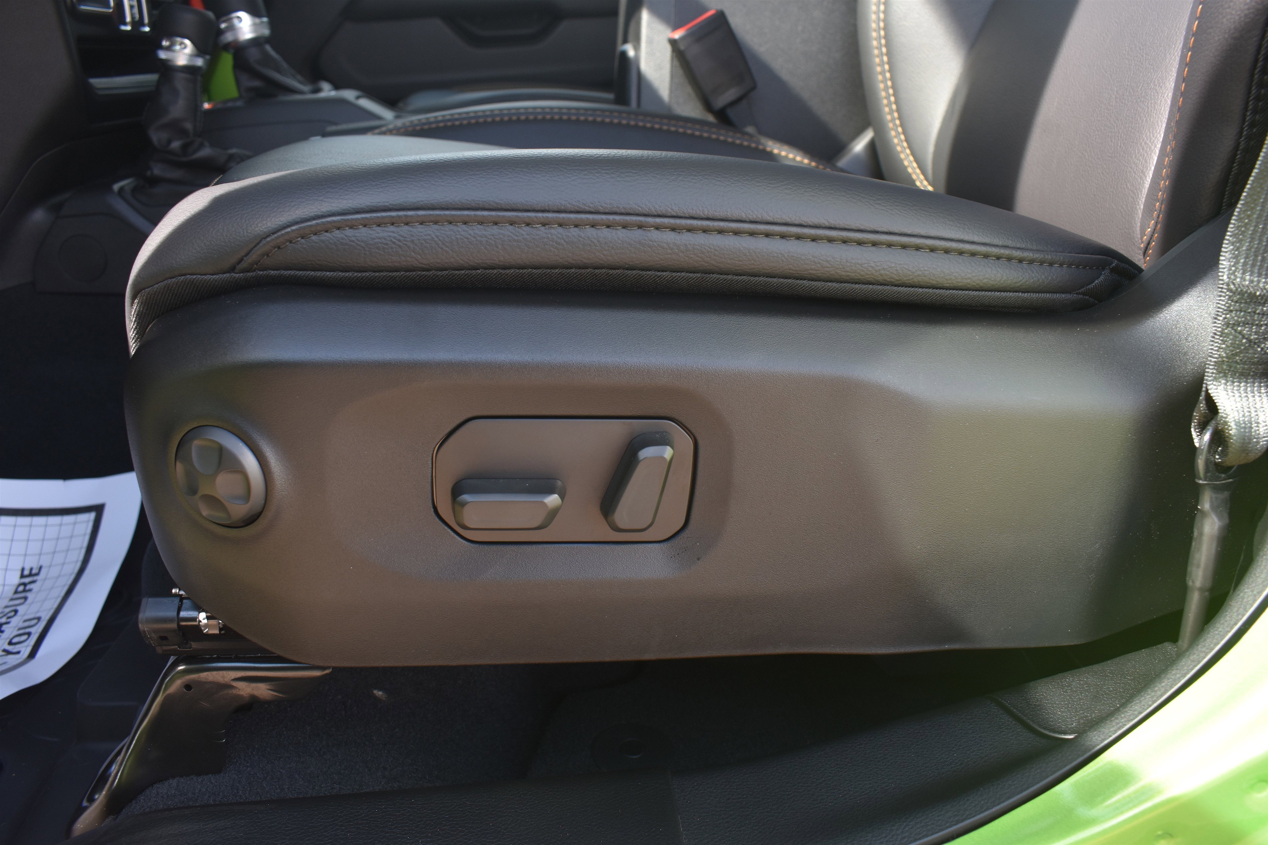 New 2026 Mojito Exterior Paint Jeep Sahara image 16