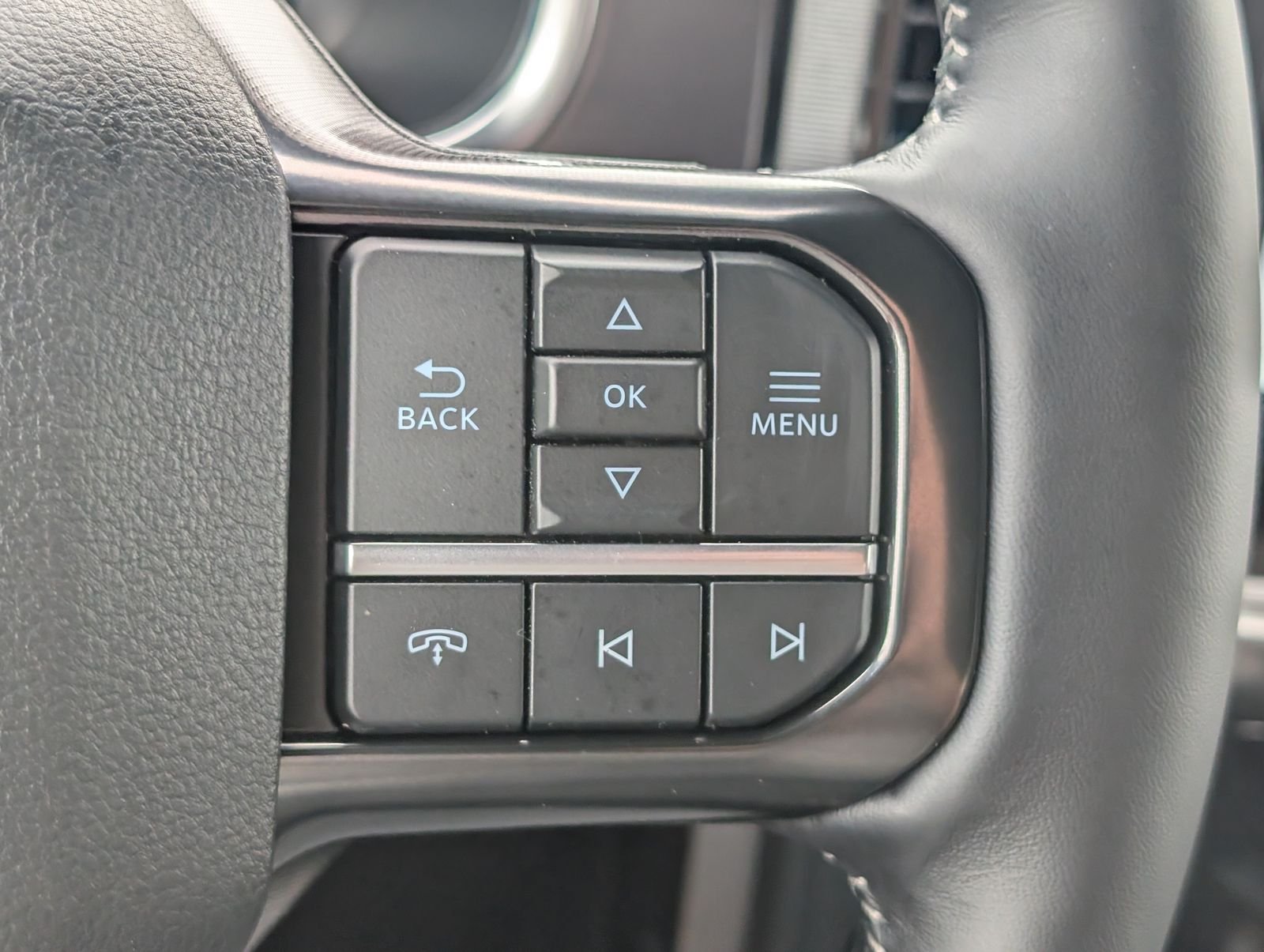 New 2026 Carbonized Gray Metallic Ford Platinum image 29