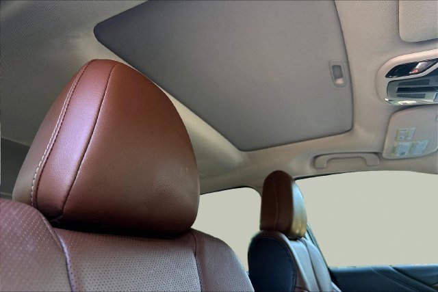 Used 2020 Gray Subaru Touring XT image 27