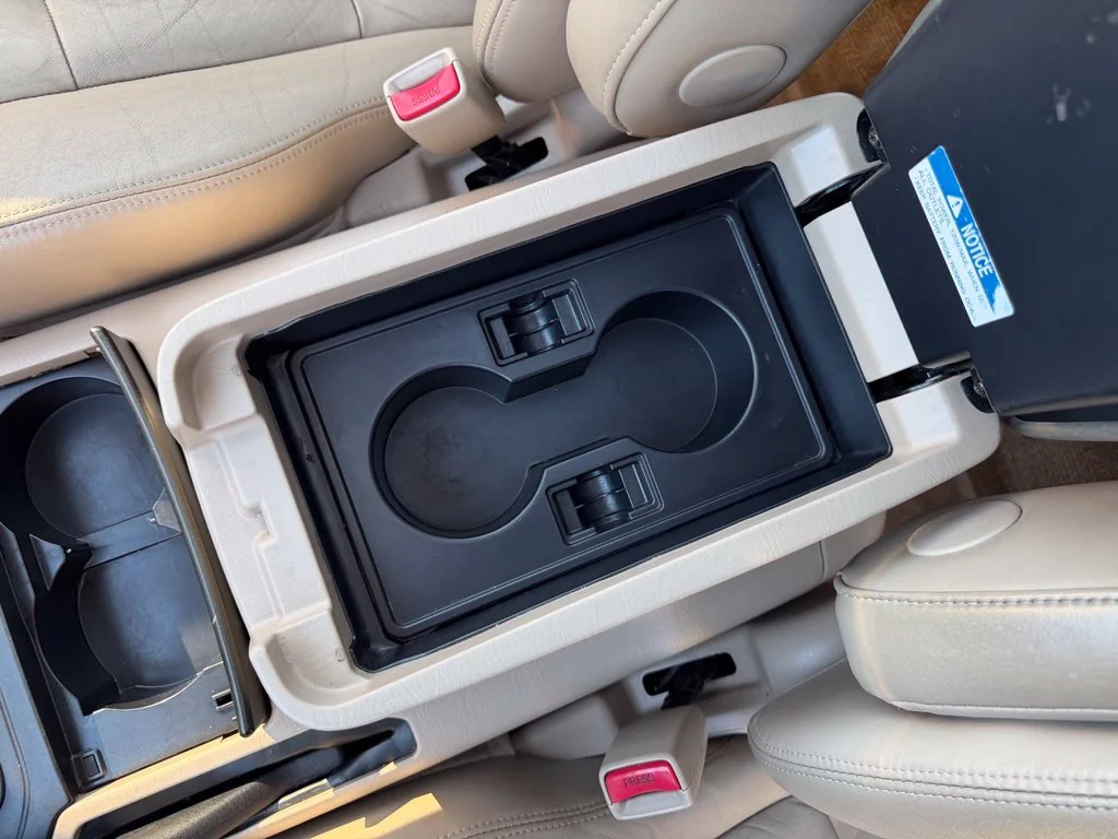Used 2000 Black Toyota Base image 26