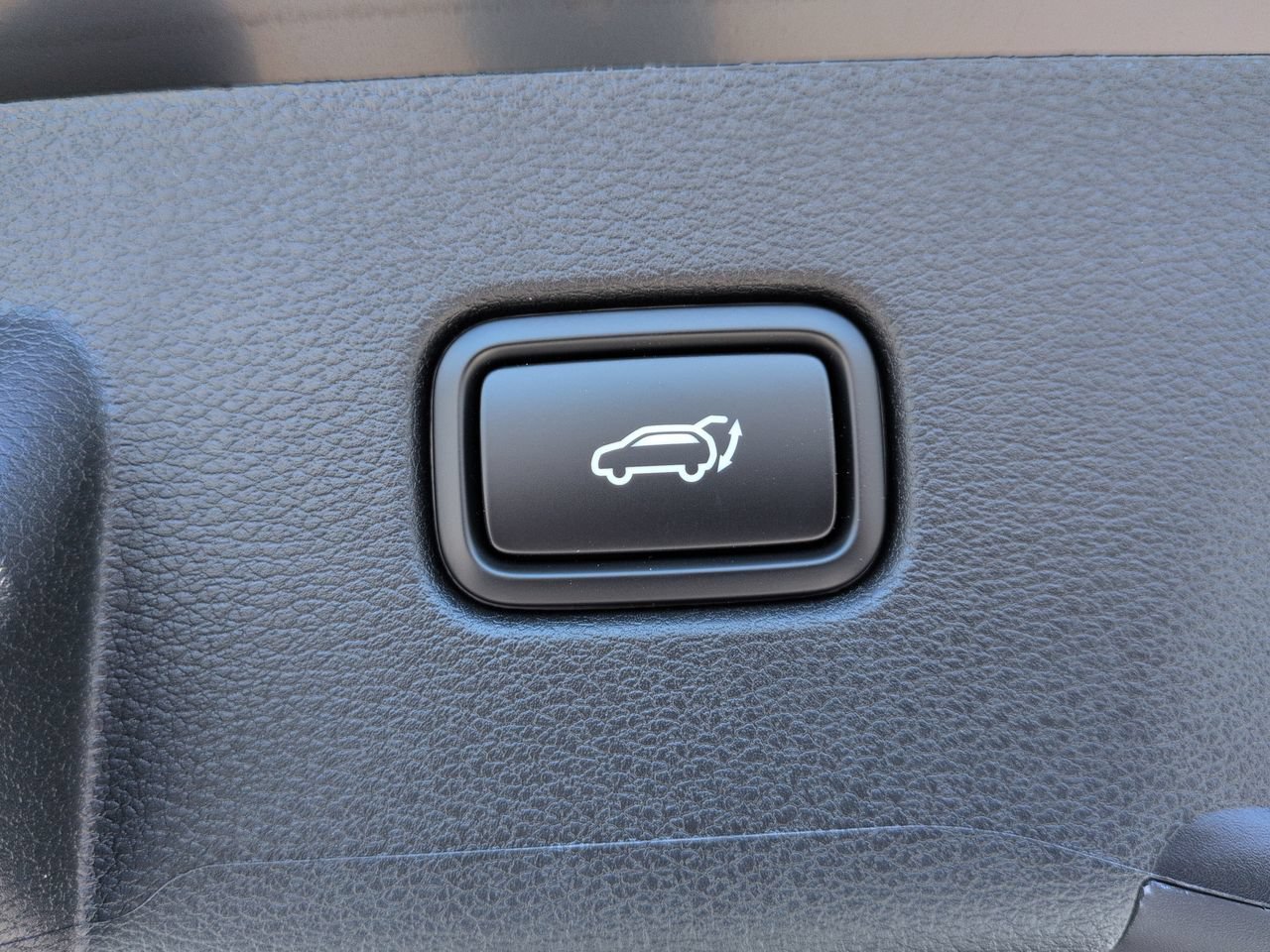 New 2026 Ebony Black Kia EX image 11