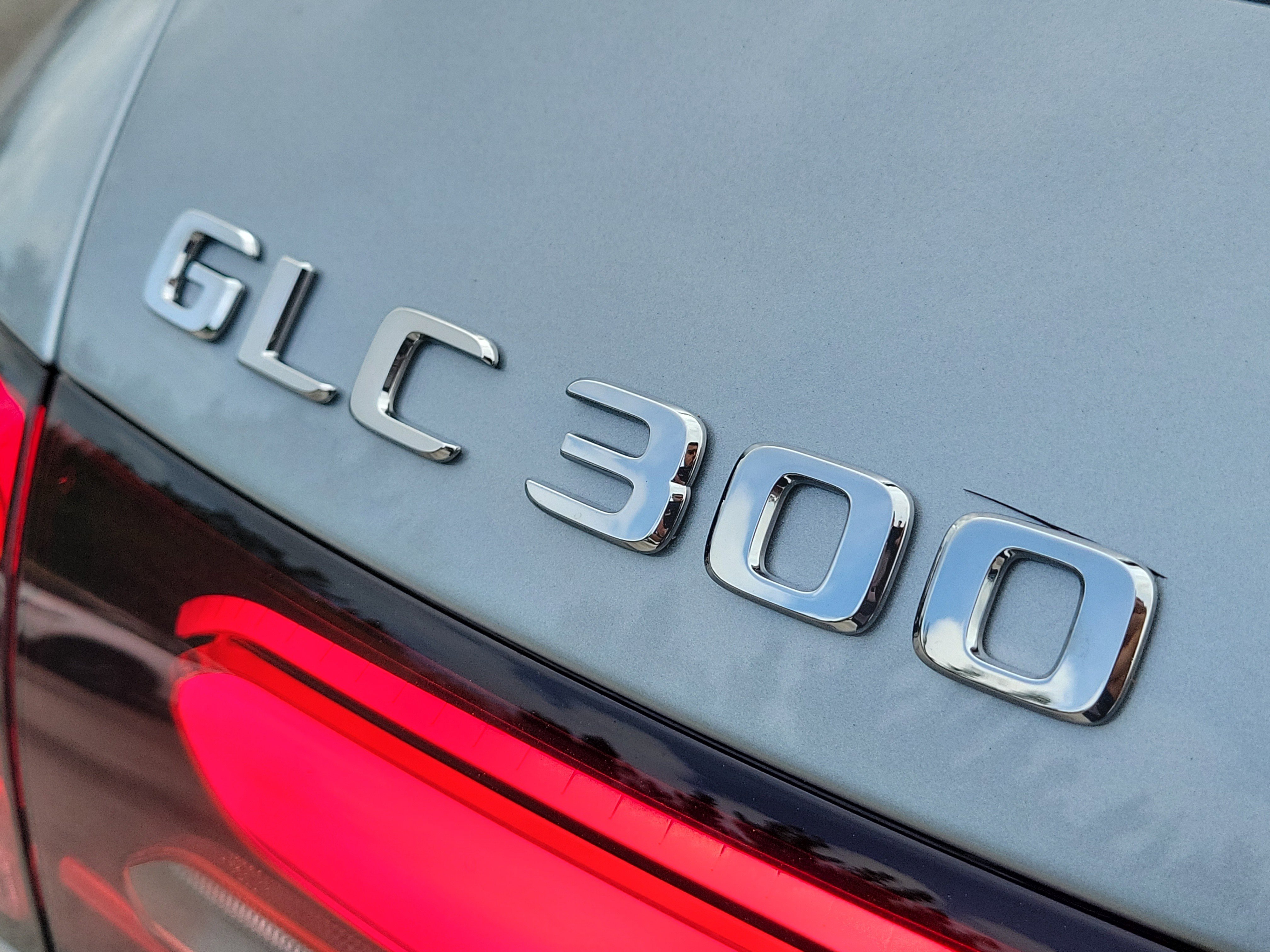 New 2026 Cirrus Silver Metallic Mercedes-Benz GLC 300 image 8