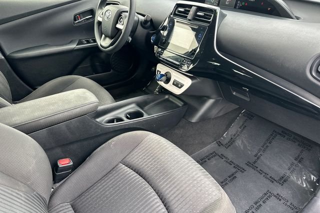 Used 2016 Gray Toyota Two image 18