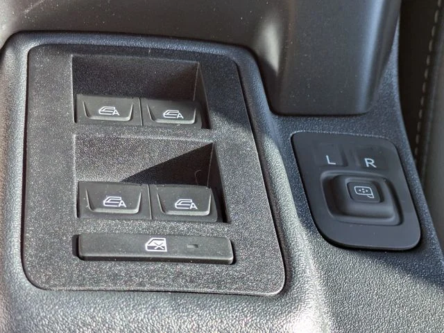 New 2026 Marsh Gray Ford Outer Banks® image 24