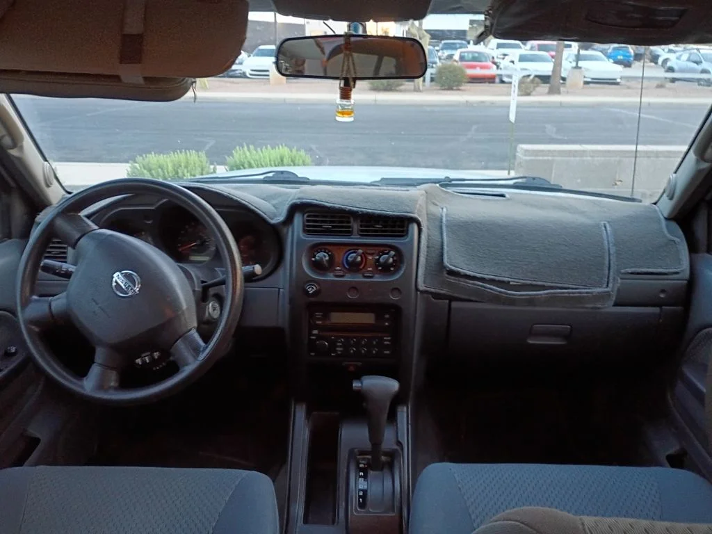 Certified Used 2002 Silver Nissan XE image 6