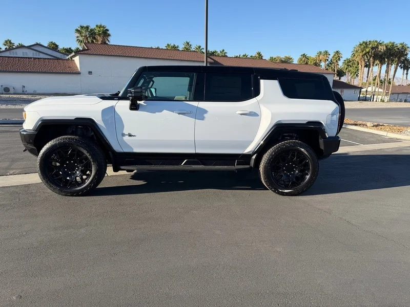 New 2026 Interstellar White GMC 2X image 6