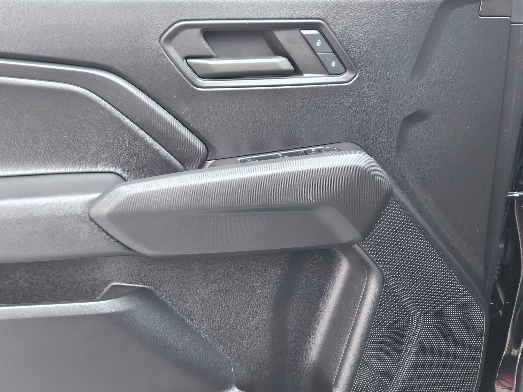 Used 2023 Black Chevrolet 4WD Trail Boss image 19