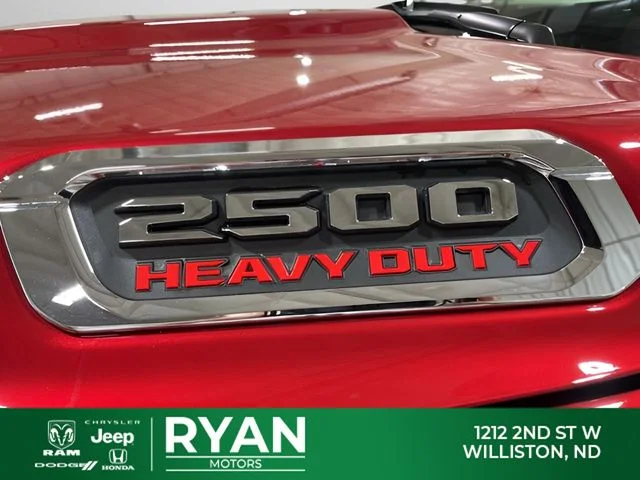 New 2026 Molten Red Pearl-Coat Exterior Paint RAM Limited Longhorn image 8