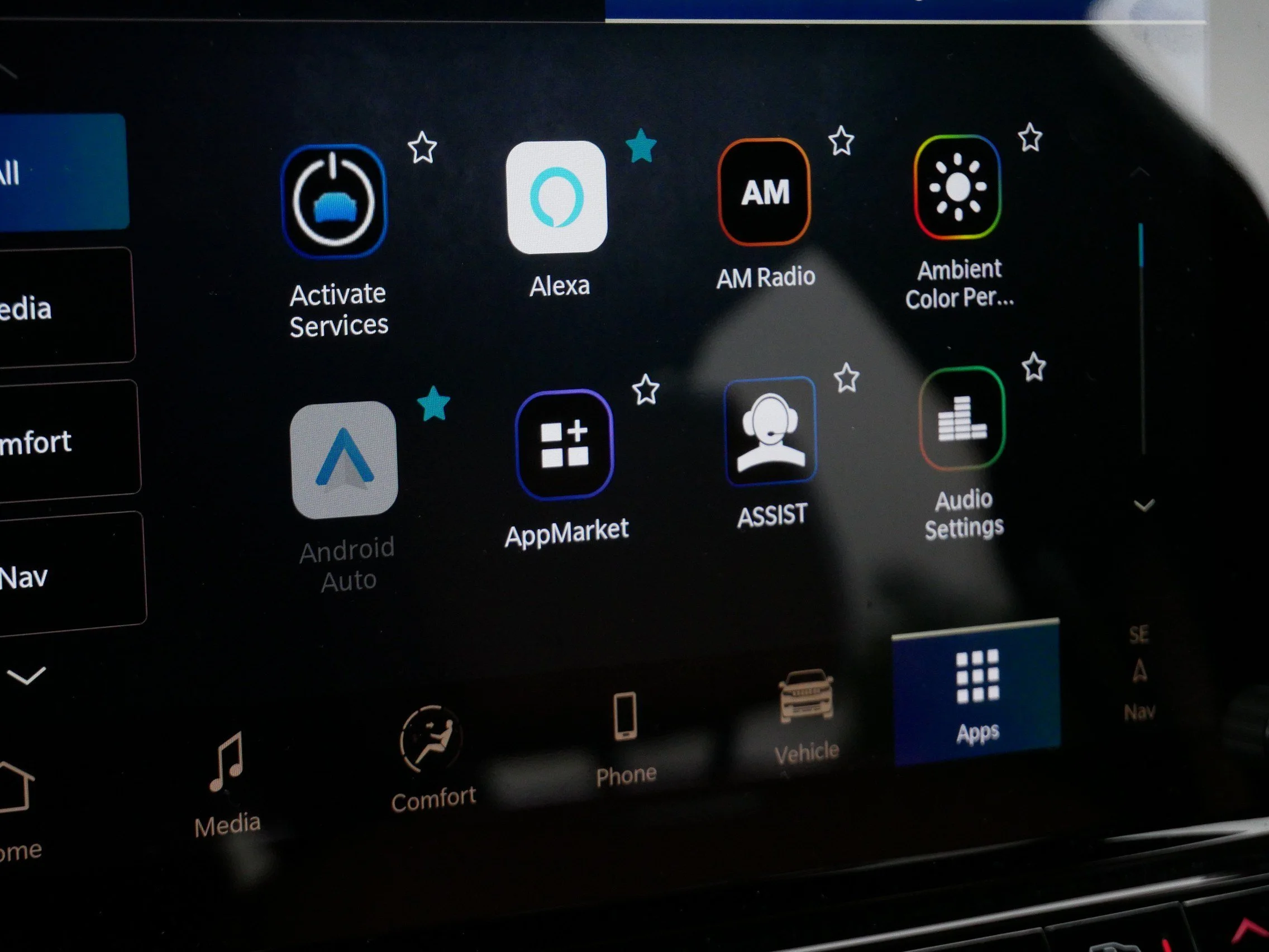 Used 2025 Diamond Black Crystal Pearlcoat Jeep Series III Obsidian image 33