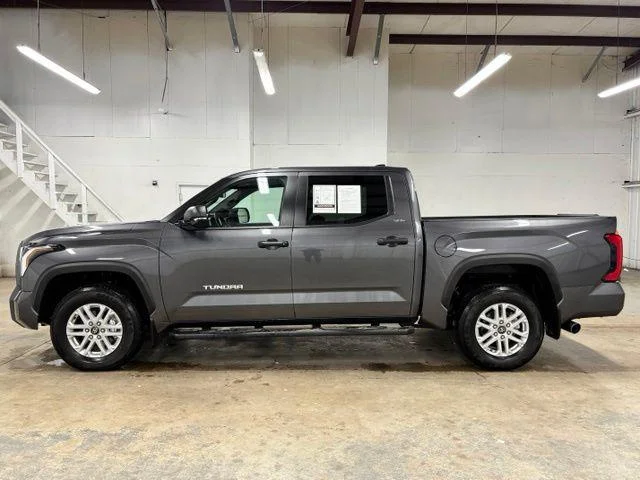 Used 2026 MAGNETIC GRAY MET. Toyota  image 4