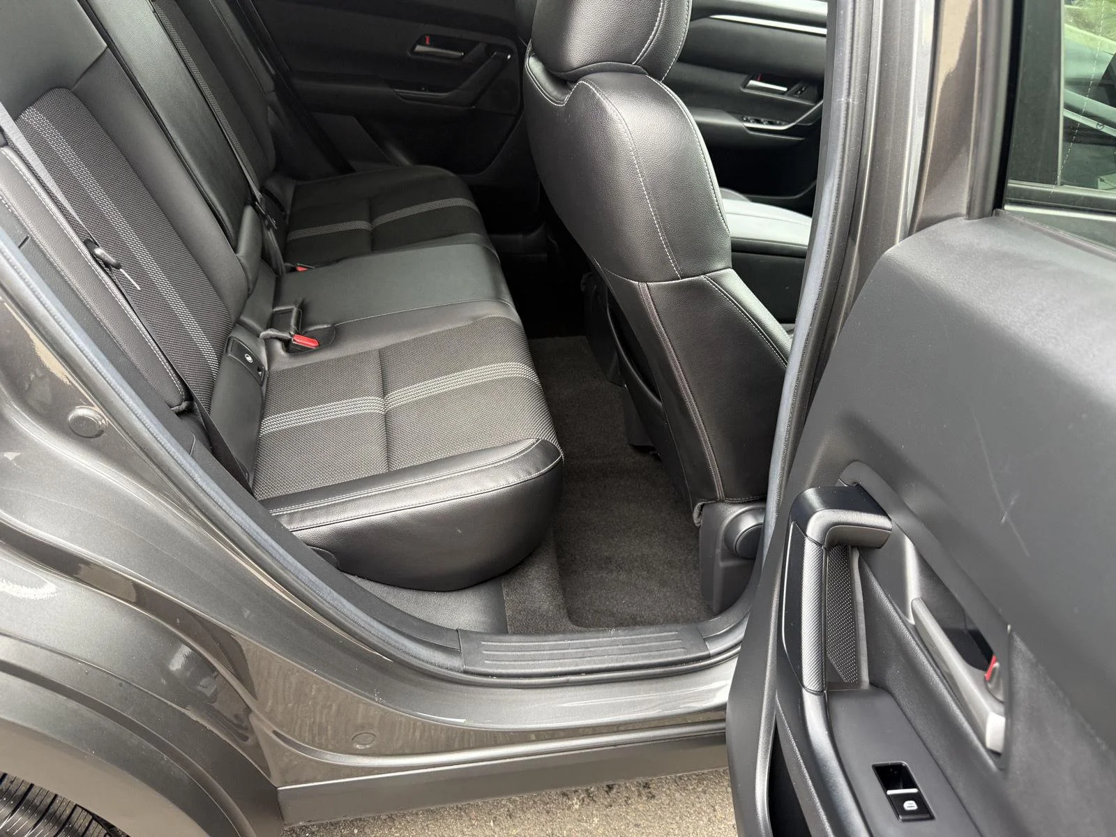 Certified Used 2025 Machine Gray Metallic Mazda 2.5 S Premium Package image 19