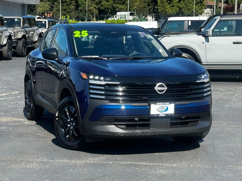 2025 Nissan Kicks 2.0 S AWD's photo