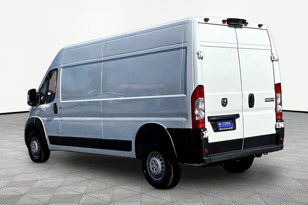 Used 2025 White Ram High Roof image 4