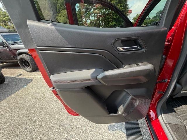 Used 2026 Red Chevrolet Z71 image 18