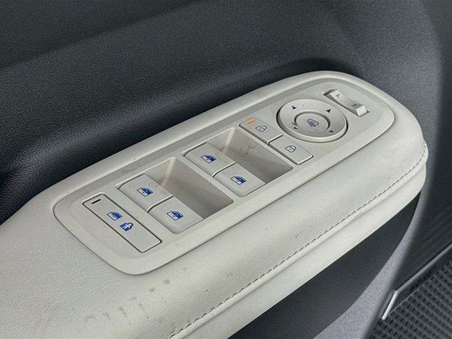 New 2027 White Hyundai Calligraphy FWD image 33
