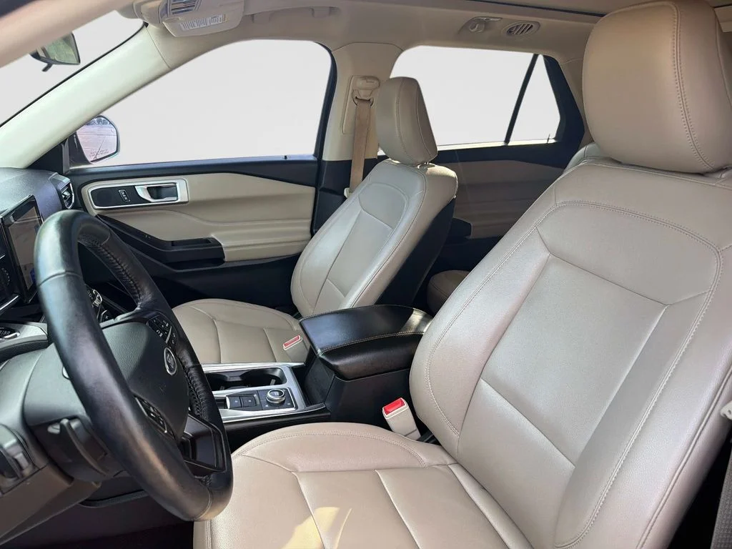 Used 2020 Black Ford XLT image 21