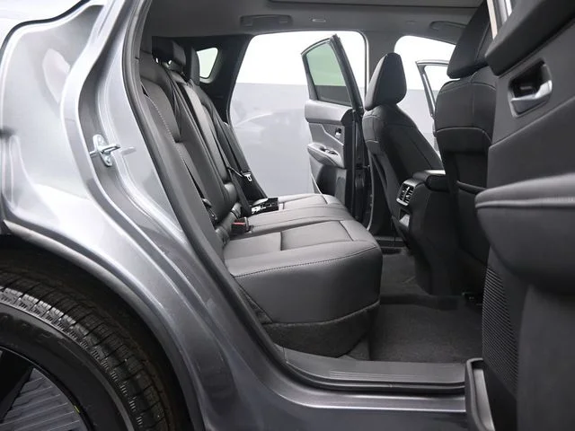 New 2026 Gun Metallic Nissan SL image 17