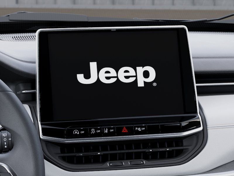 New 2026 Diamond Black Crystal Pearl-Coat Exterior Paint Jeep Limited image 18