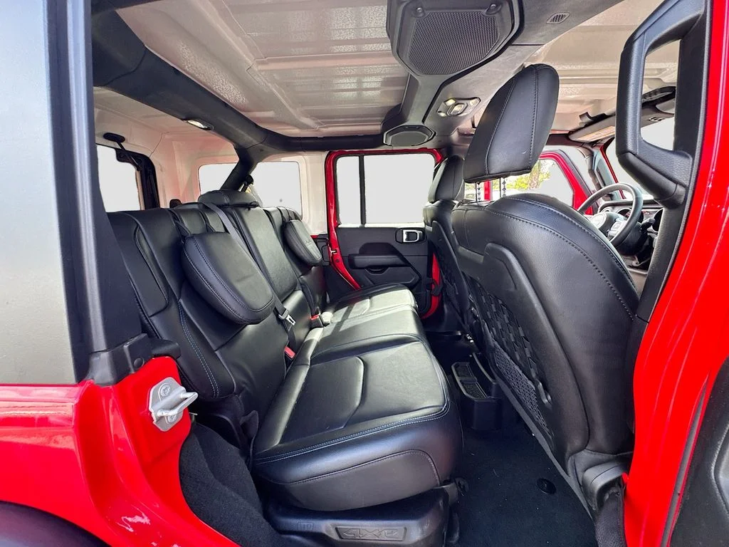 Used 2023 Red Jeep Rubicon 4xe image 31