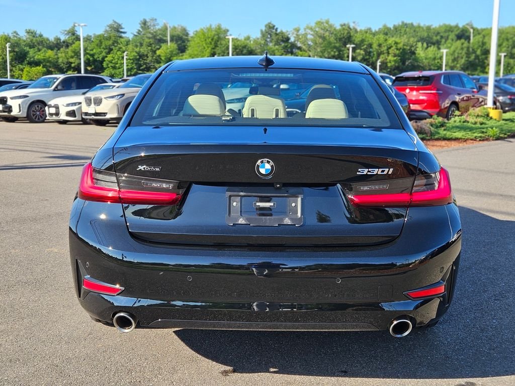 Used 2021 Jet Black BMW 330i xDrive image 6