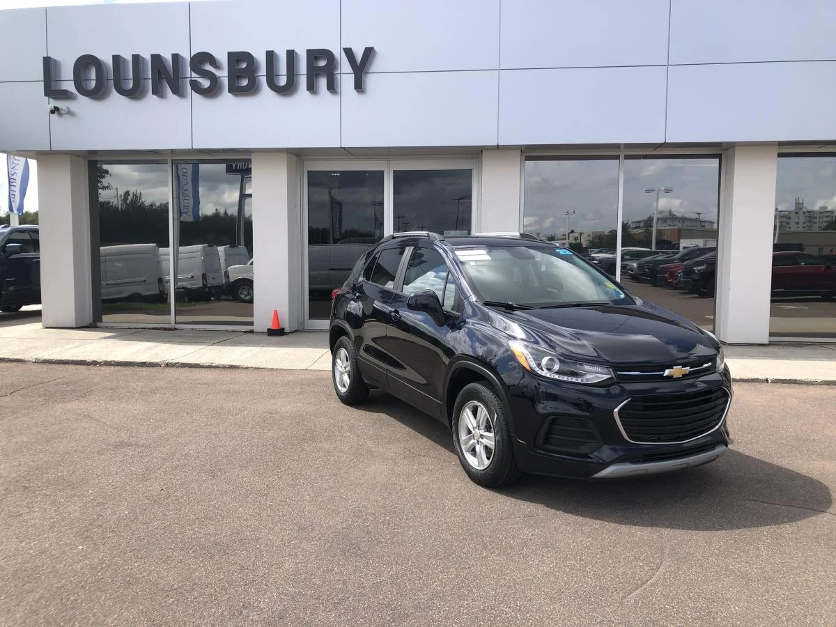 Used 2022 Blue Chevrolet Awd 4dr Lt image 1