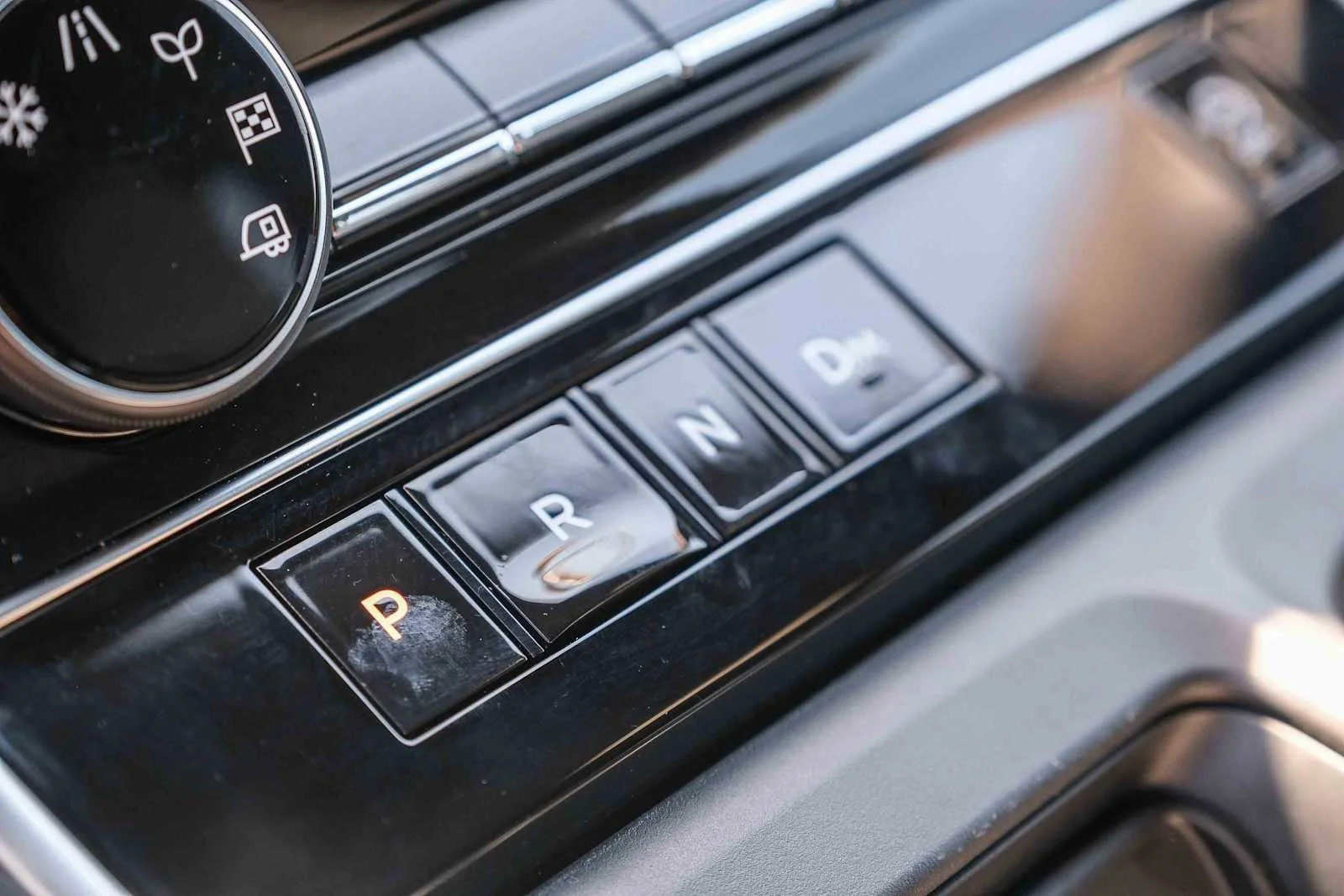 2026 Nissan Armada SL - Photo 21