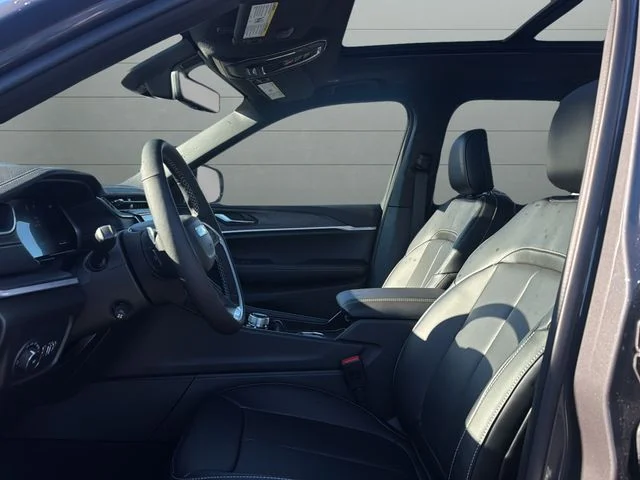 2025 Jeep Grand Cherokee L Limited - Photo 11